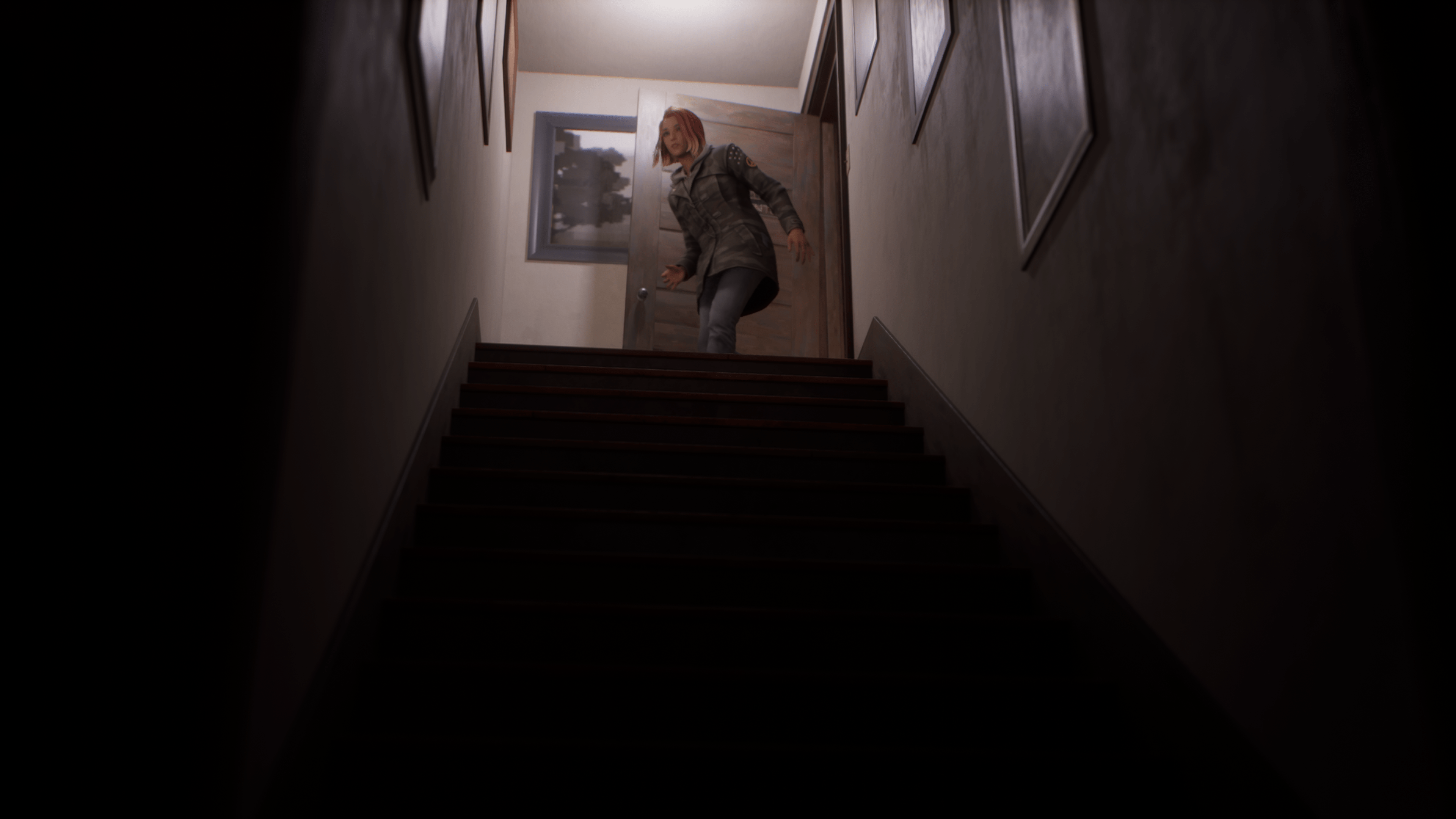 Max Caulfield, the protagonist of Life Is Strange: Double Exposure, stands at the top of a dimly lit flight of stairs